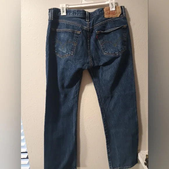 Levi's Classic Straight Blue Jeans - Picture 7 of 10